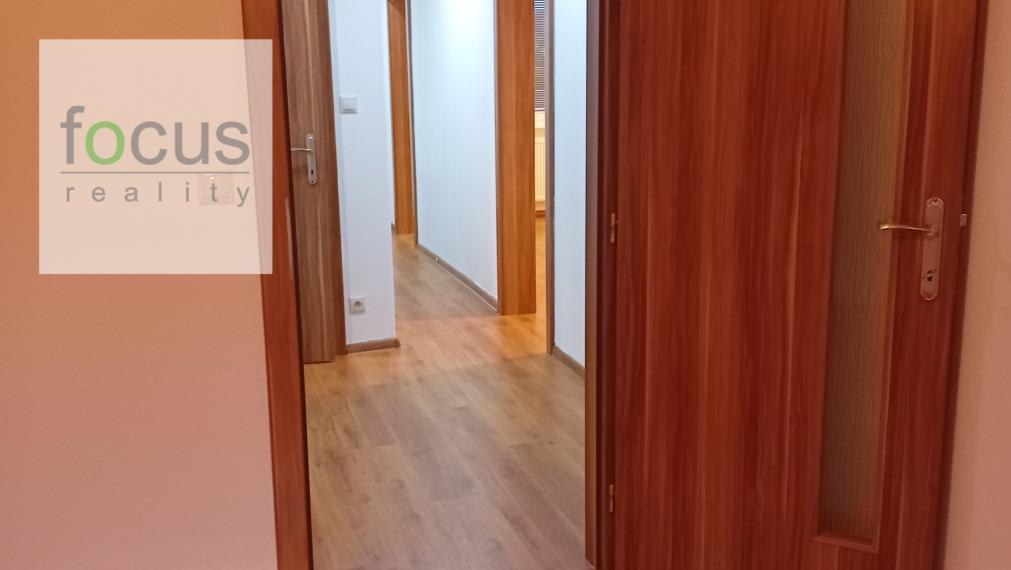 Rezervované.Na predaj veľmi pekný prerobený 3 izb.byt s balkónom kúsok od Zvolena