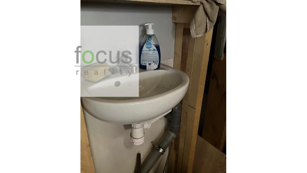 Dlhodobo prenajmem garáž v širšom centre Zvolena