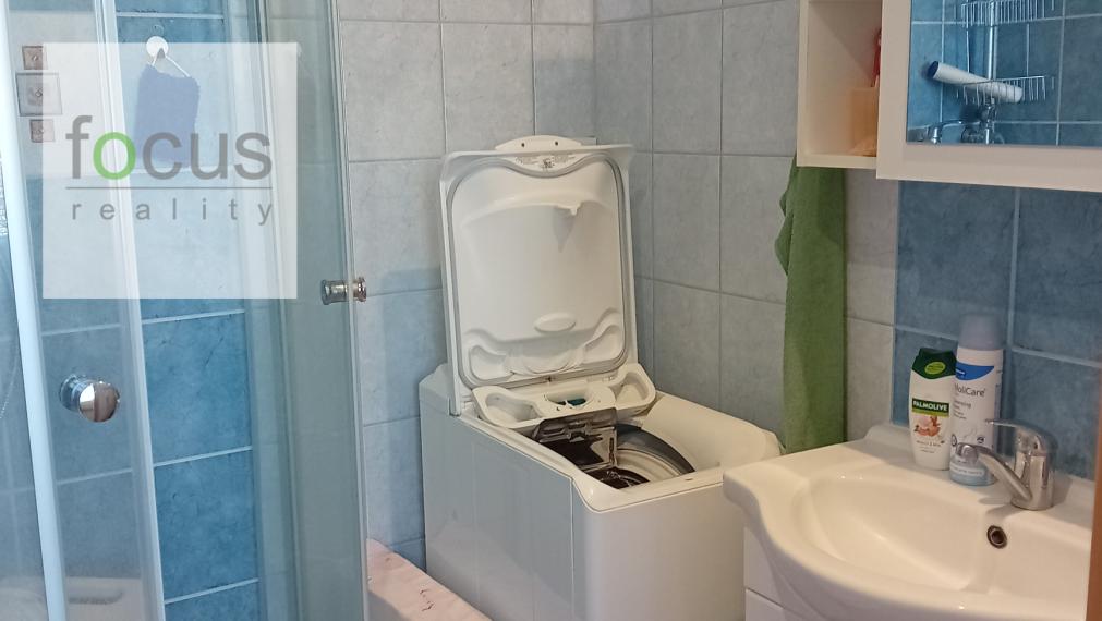 Na predaj pekný veľký 2 izb.byt s balkónom v kľudnom prostredí