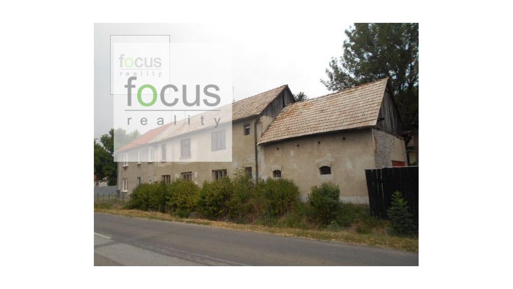 Výrazne znížená cena.Na predaj starý dvojdom vhodný na  prerobenie