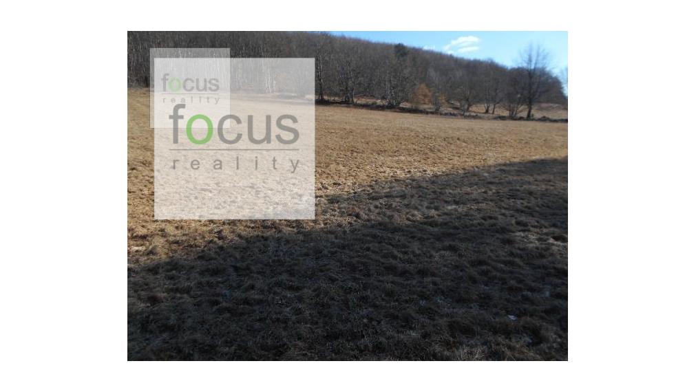 Nová cena..Na predaj pekný veľký slnečný pozemok