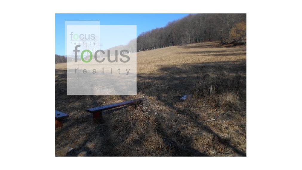 Nová cena..Na predaj pekný veľký slnečný pozemok