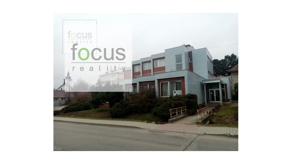 Predáme dve prevádzkové budovy stojace vedľa seba. Predaj aj jednotlivo.