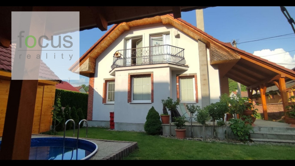 Predám RD v tichej lokalite mesta Handlová