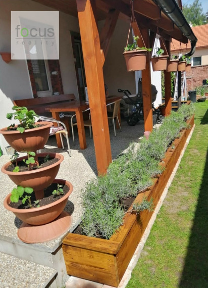 Predám RD v tichej lokalite mesta Handlová