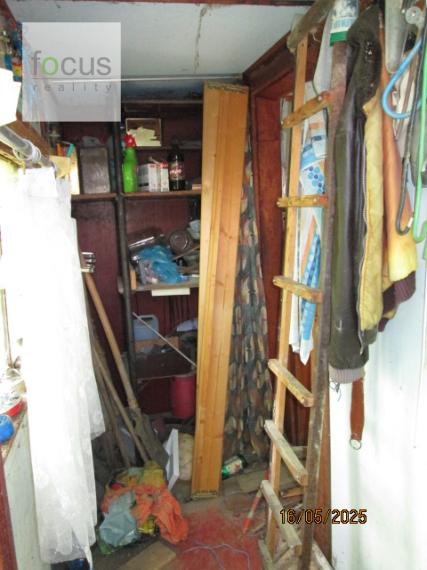 Predám vysporiadanú záhradku s chatkou