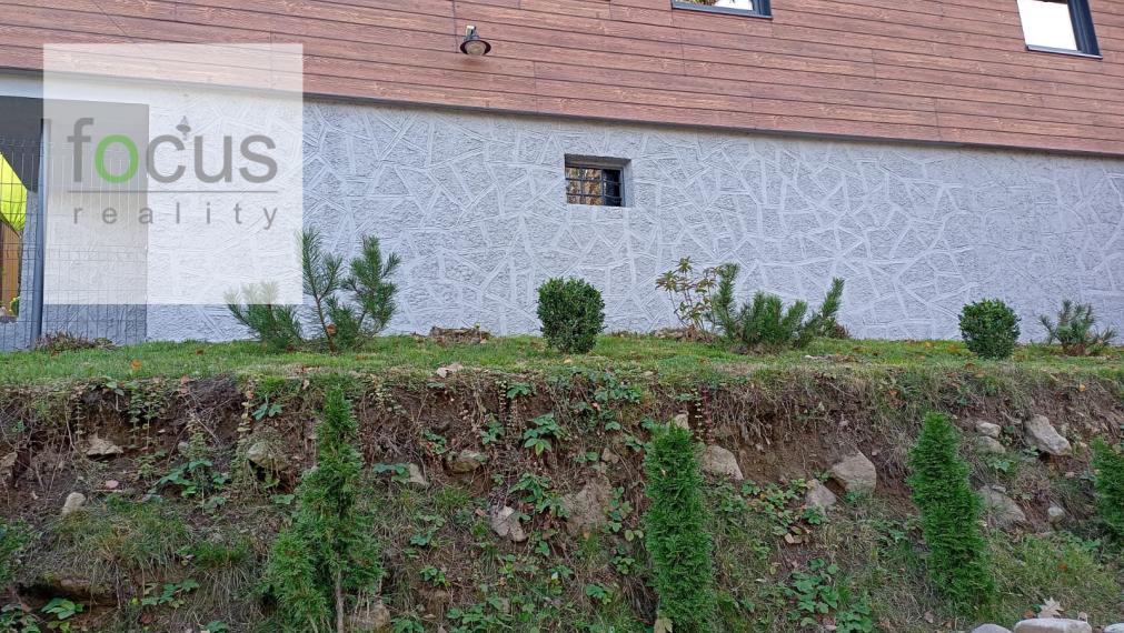 Na predaj zrekonštruovaná chata / drevodom / na Zvolenskej priehrade len za cenu dvojizbového bytu