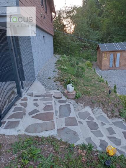 Na predaj zrekonštruovaná chata / drevodom / na Zvolenskej priehrade len za cenu dvojizbového bytu