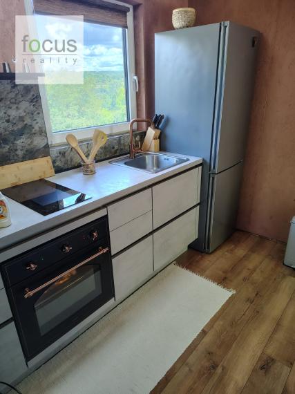 Na predaj zrekonštruovaná chata / drevodom / na Zvolenskej priehrade len za cenu dvojizbového bytu