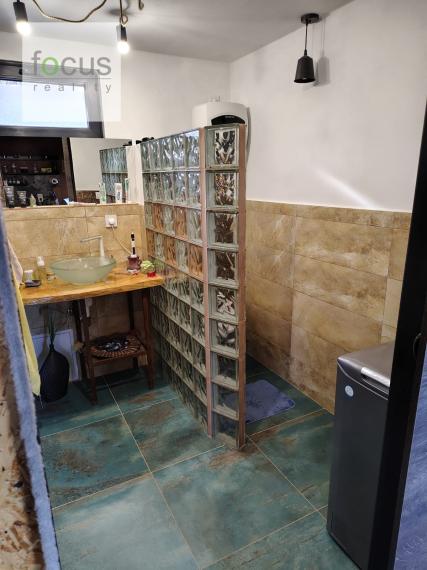 Na predaj zrekonštruovaná chata / drevodom / na Zvolenskej priehrade len za cenu dvojizbového bytu