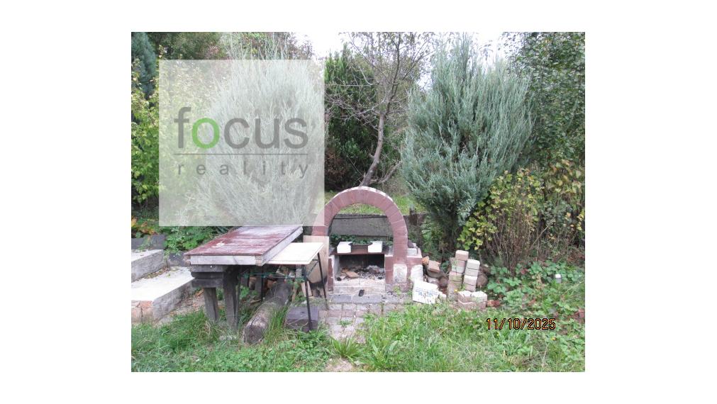 Záhradka s chatou pokročilá rekonštrukcia - Amfiteáter