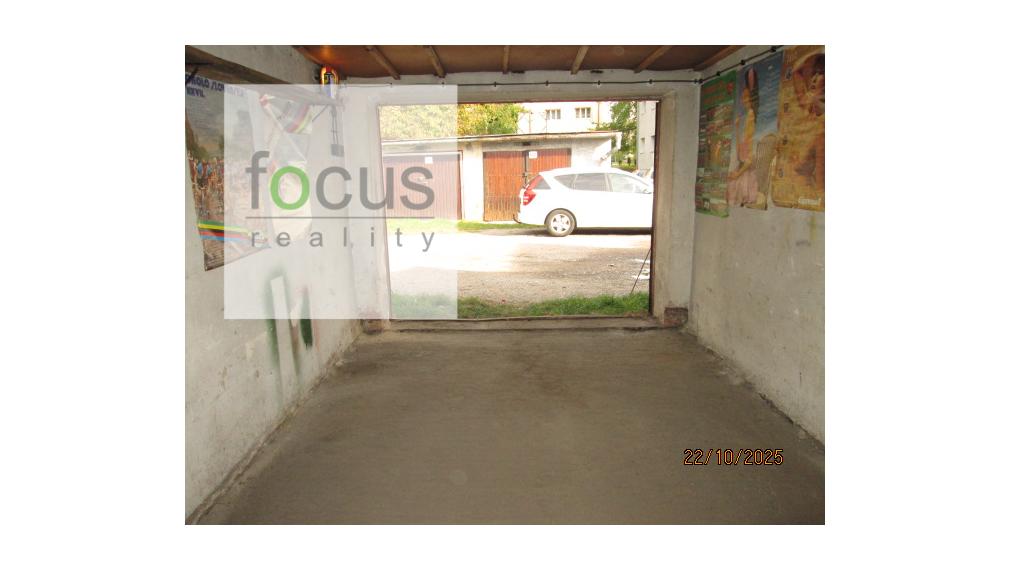 Vysporiadaná garáž ul. Švermova - Zlatý potok