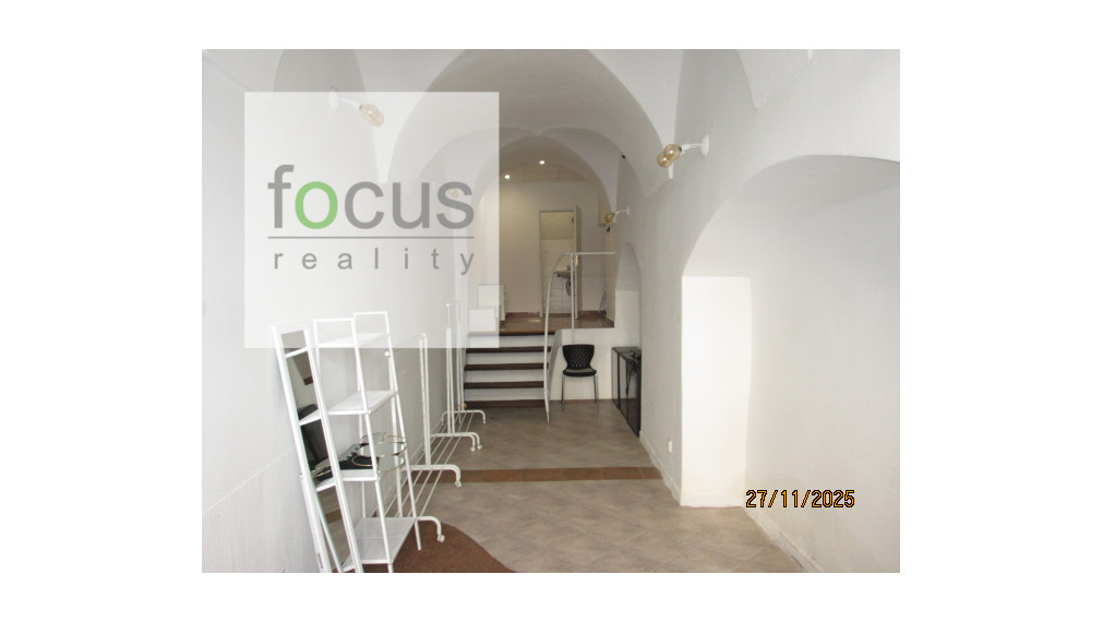 Prenajmem komerčný priestor ul. Dolná  - B. Bystrica