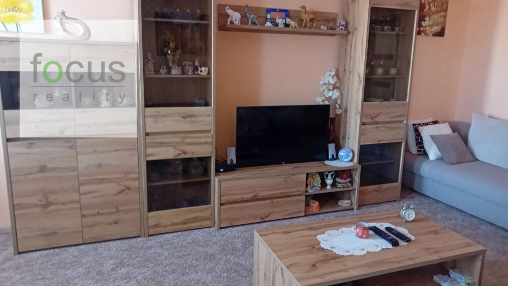 Na predaj pekný veľký 2 izb.byt s balkónom v kľudnom prostredí