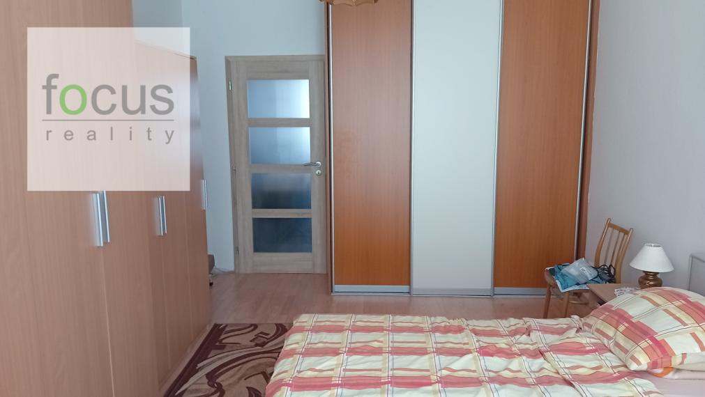 Na predaj pekný veľký 2 izb.byt s balkónom v kľudnom prostredí