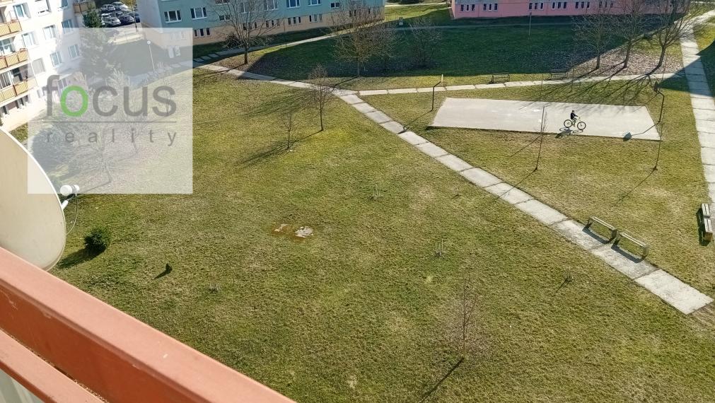 Na predaj pekný veľký 2 izb.byt s balkónom v kľudnom prostredí