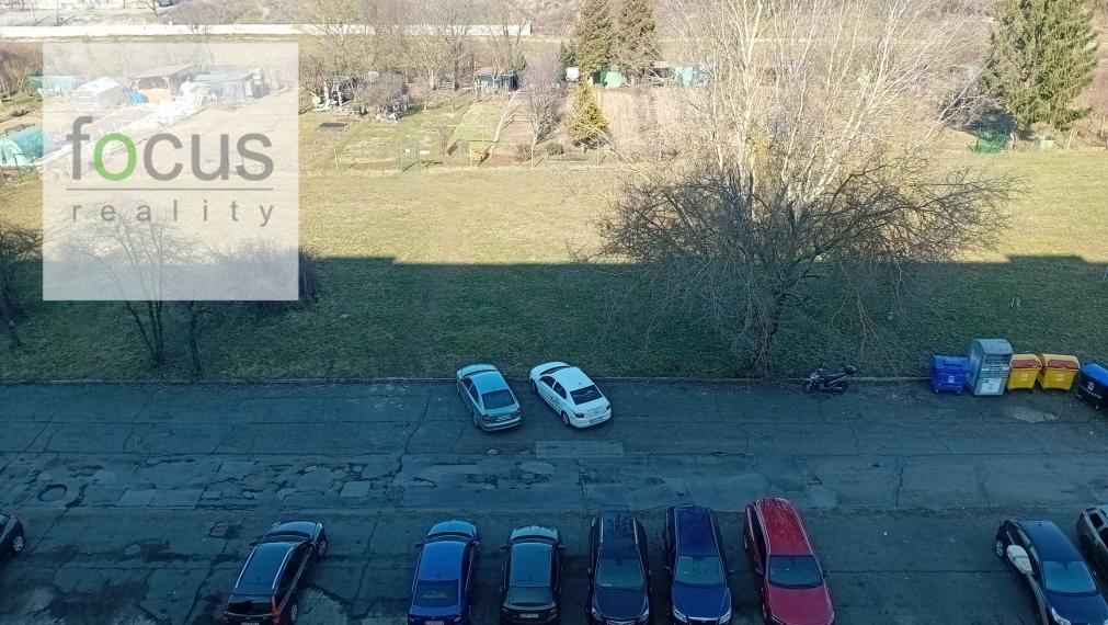 Na predaj pekný veľký 2 izb.byt s balkónom v kľudnom prostredí