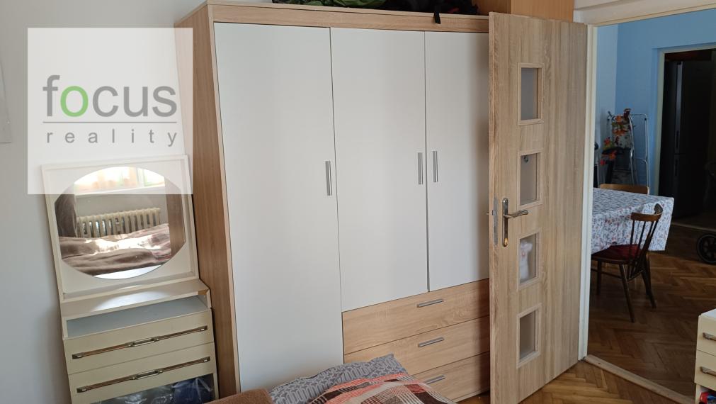 Predáme útulný bezbariérový 2 izb.byt za cenu 1 izb. len 10 min.peši od centra