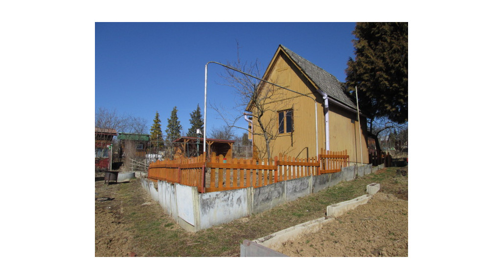 Záhradka s chatkou na Hlinách - pozemok vysporiadaný