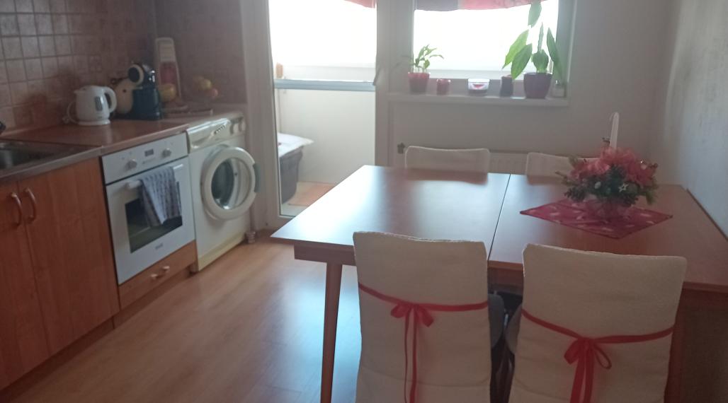 Na predaj pekný 4 izb.byt v dobrej lokalite