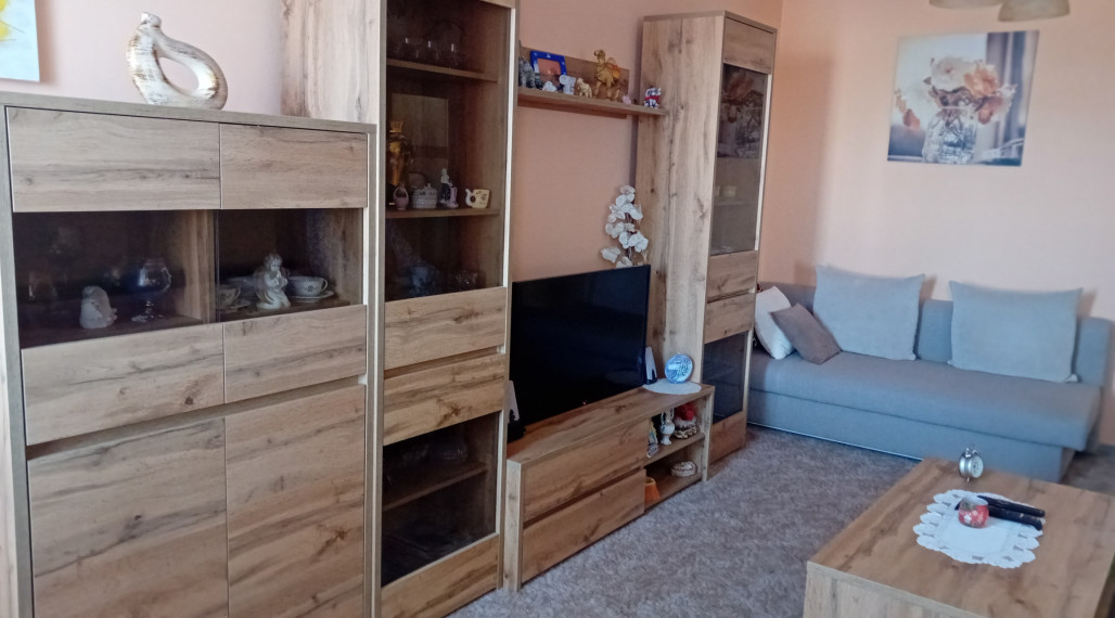 Na predaj pekný veľký 2 izb.byt s balkónom v kľudnom prostredí