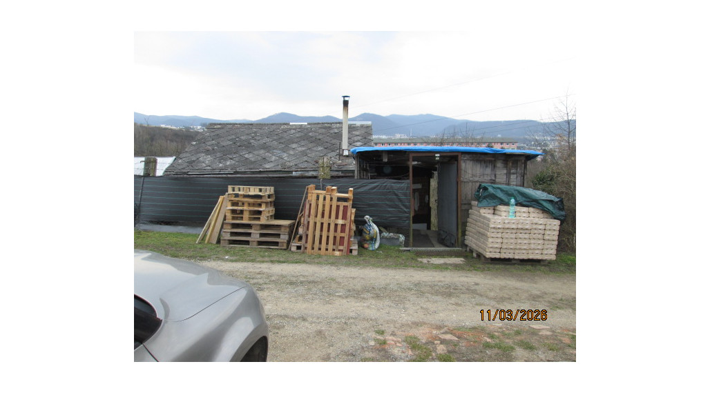 Predám záhradku s elektrickou aj vodovodnou prípojkou