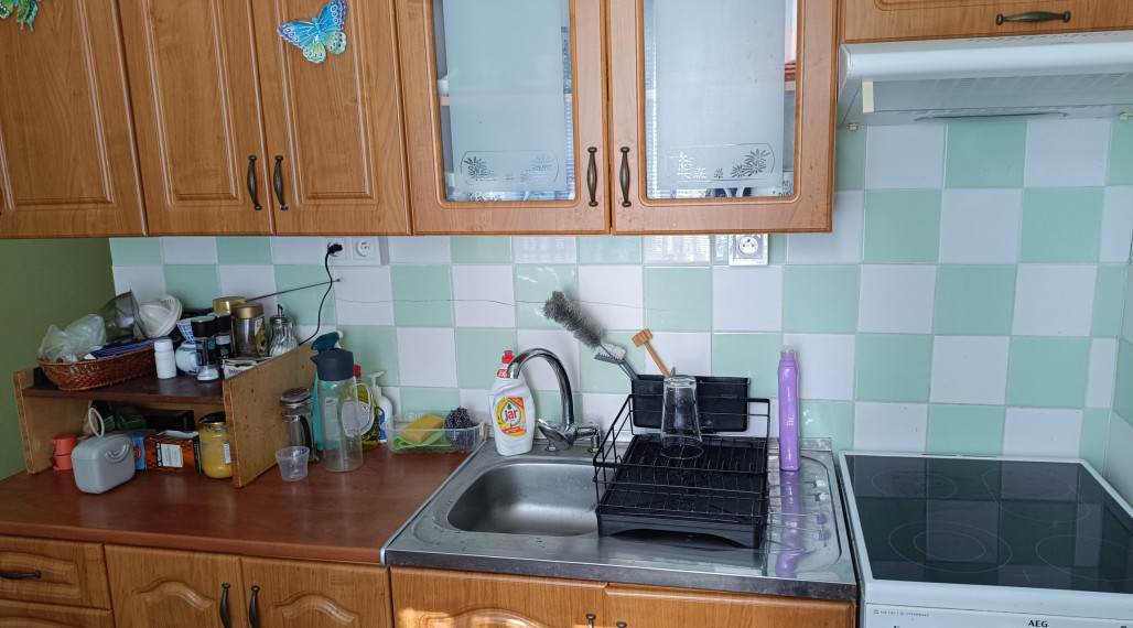 Predáme útulný bezbariérový 2 izb.byt za cenu 1 izb. len 10 min.peši od centra