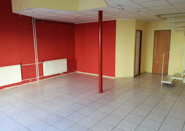 Prenájom komerčný priestor Zlatá ulička - Nová cena