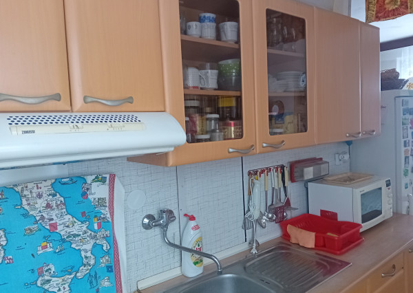 Na predaj 3 izb.byt s dvomi balkónmi v pôvodnom stave. Výhodný na rekonštrukciu