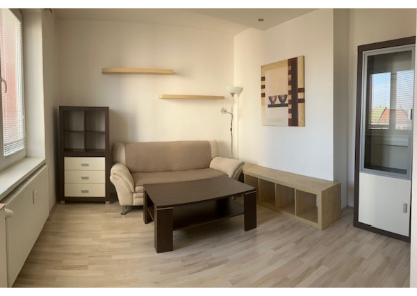 Predám 1,5 izbový byt v centre - ZĽAVA 5.000 eur