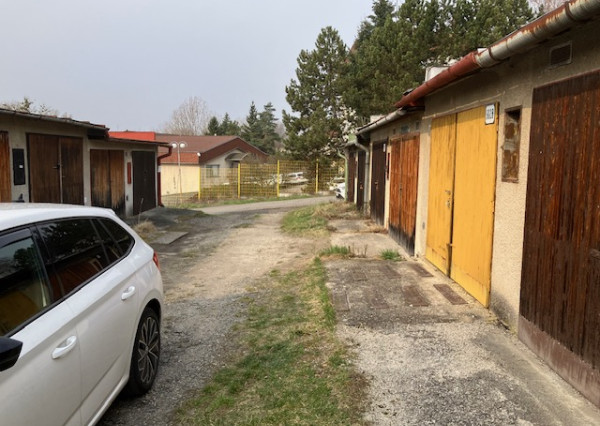 Predám garáž pri SPP