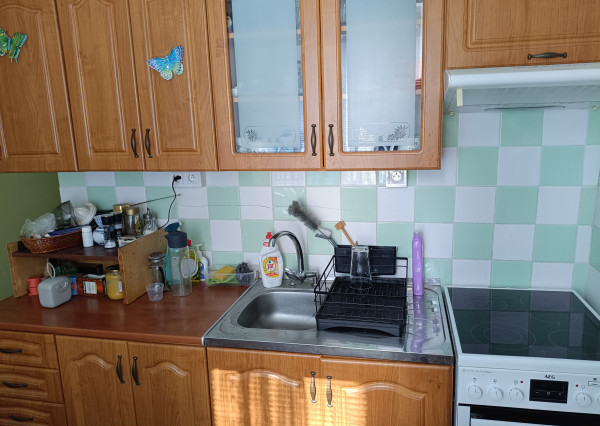 Predáme útulný bezbariérový 2 izb.byt za cenu 1 izb. len 10 min.peši od centra